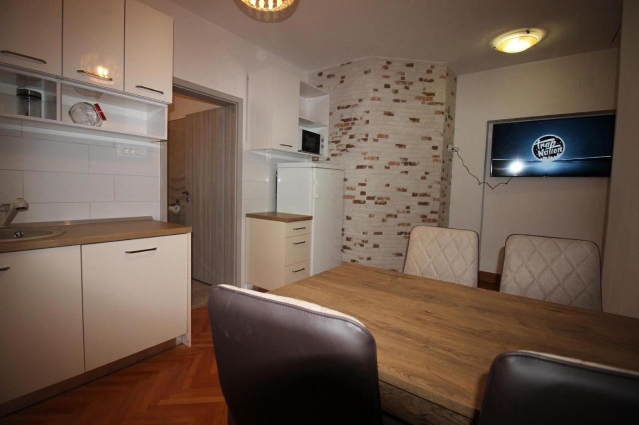 Apartment ZO-NA Povile Buitenkant foto